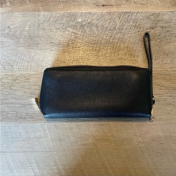 NWOT - Michael Kors Wallet/Wristlet - Picture 3 of 7